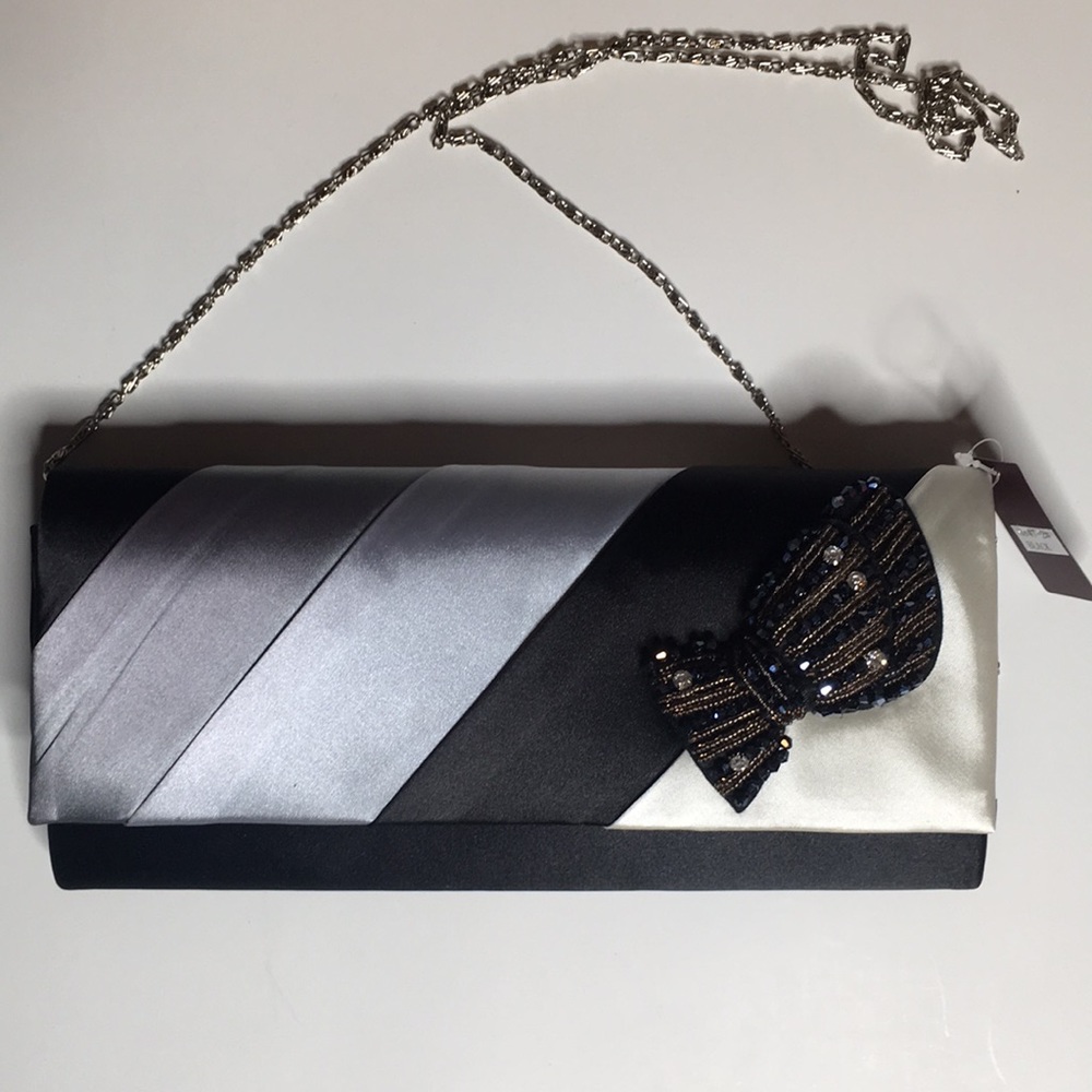 NWT Black clutch with chain
